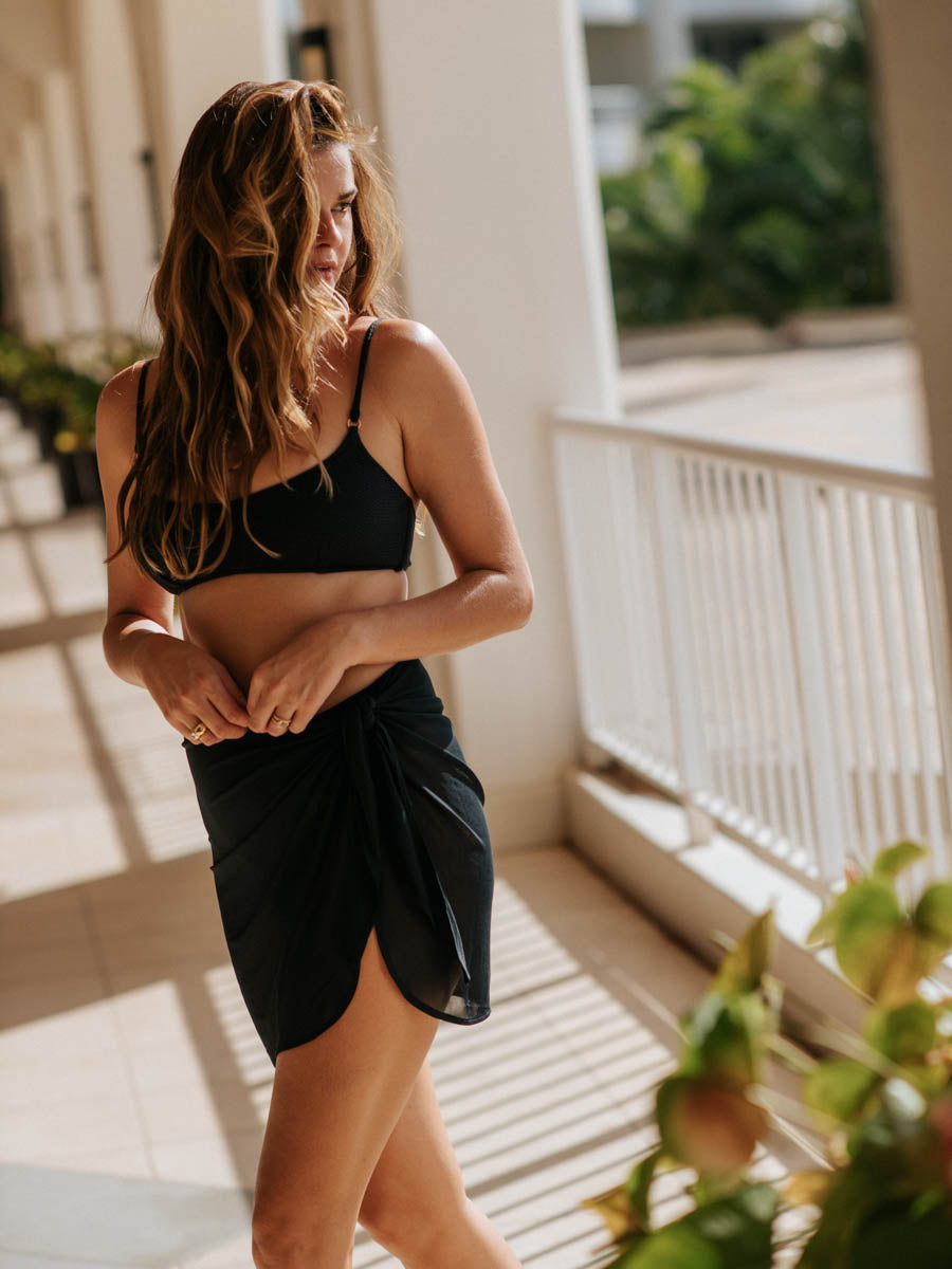 Koy Resort Escape Mini Mesh Sarong in Black
