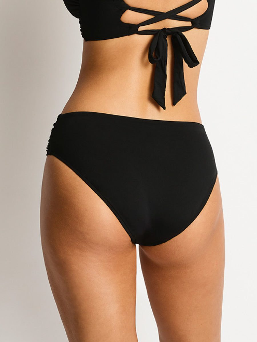 Sea Level Essentials Twist Mid Bikini Pant in Black