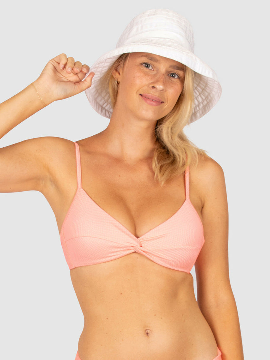 Baku Buckle Hat in White