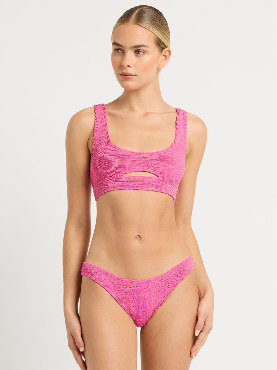 Bond-eye Sign Brief in Wildberry Lurex
