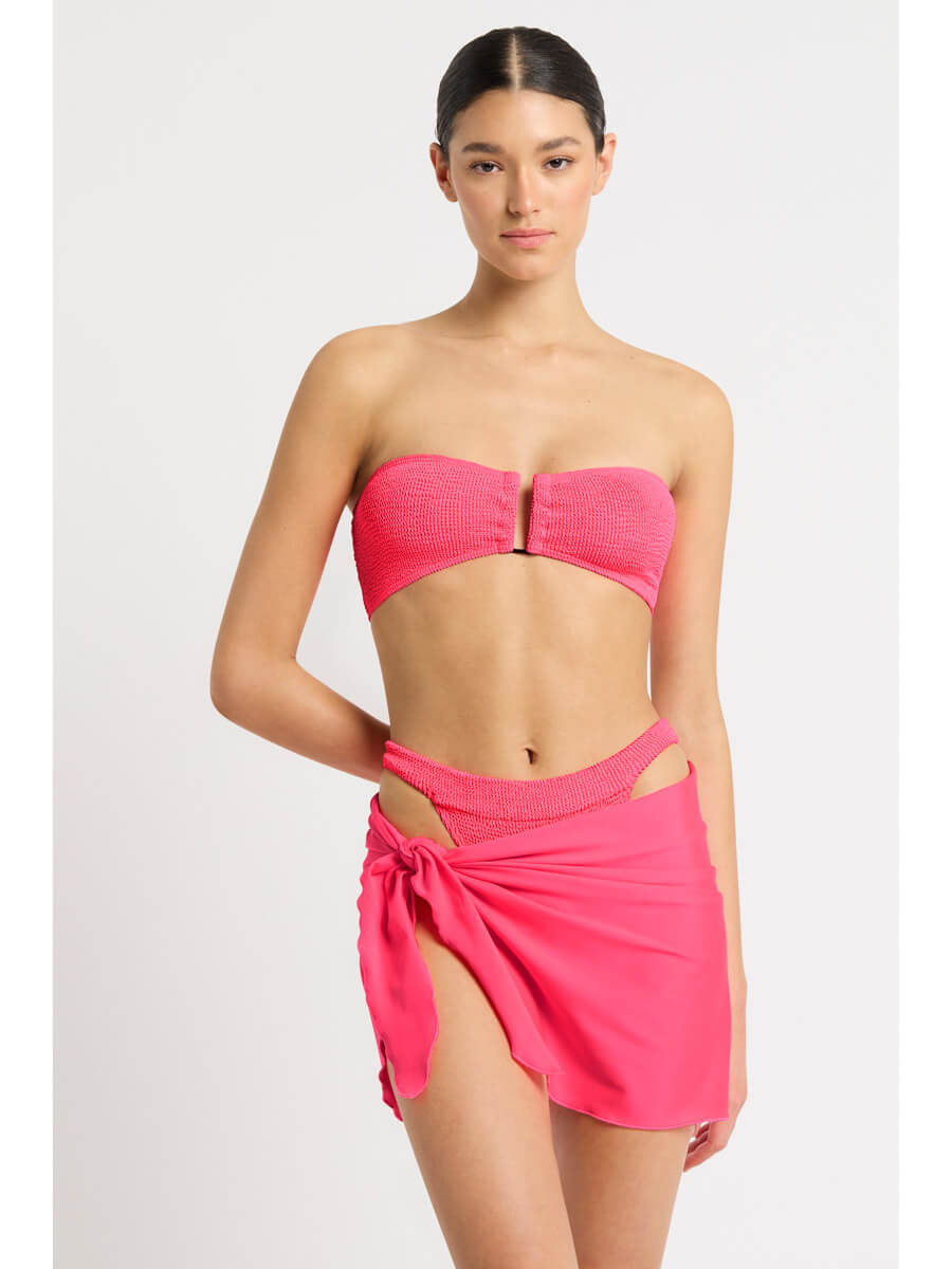 Bond-eye Jinx Sarong in Neon Azalea