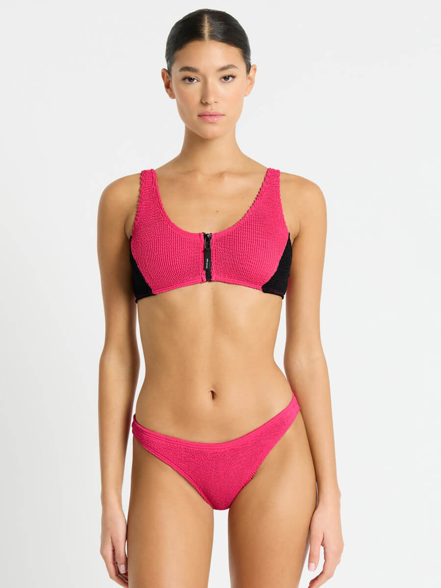 Bond-eye Splice Scout Crop Top in Raspberry/Black