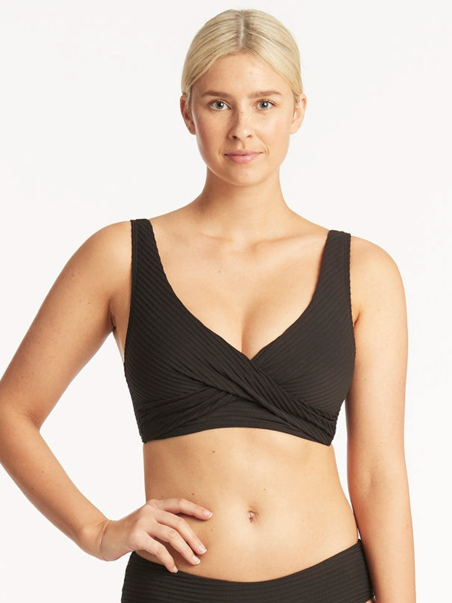 Spinnaker Cross Front Multifit Top in Black