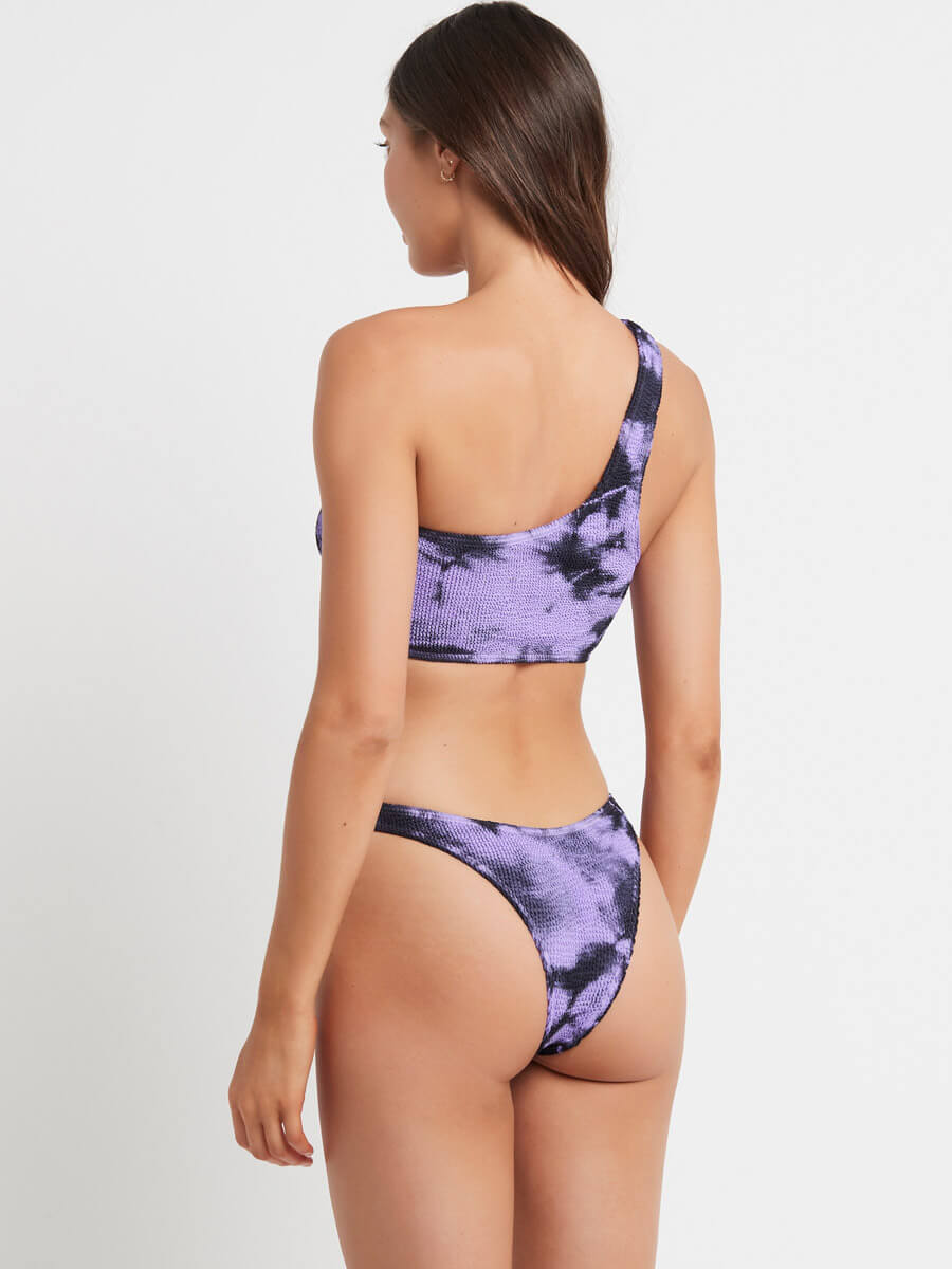 Bond-eye Samira Top in Black Marble