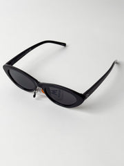 Mercury Monroe In Black, view 2, click to see full size