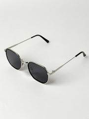 Vanderbilt in Silver, view 2, click to see full size