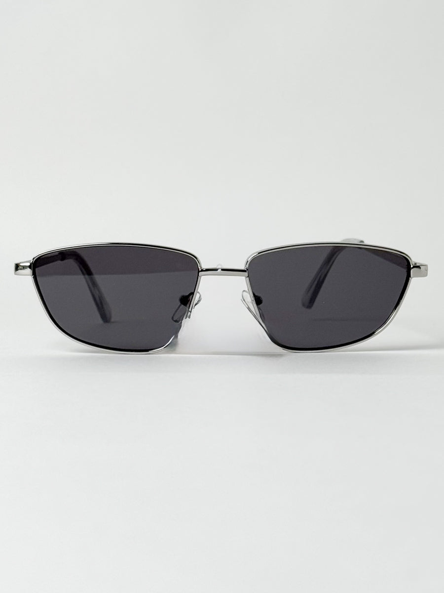 Lennox in Black