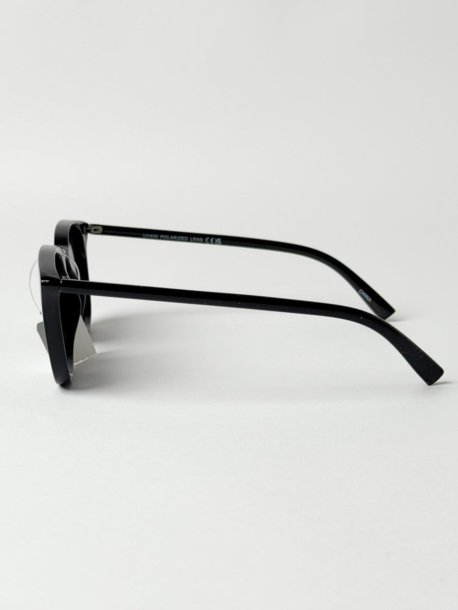 Hamptons in Black
