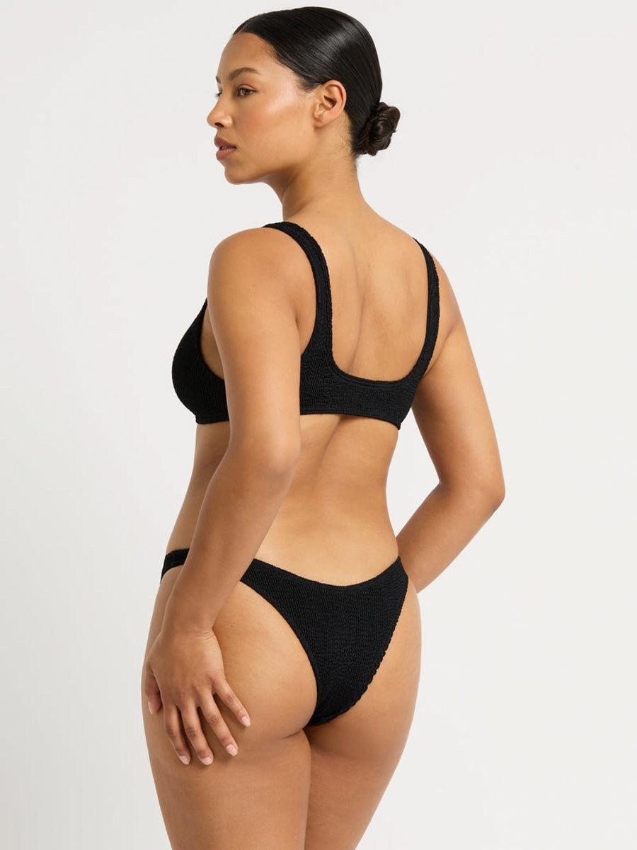 Bond-eye Scout Crop in Black