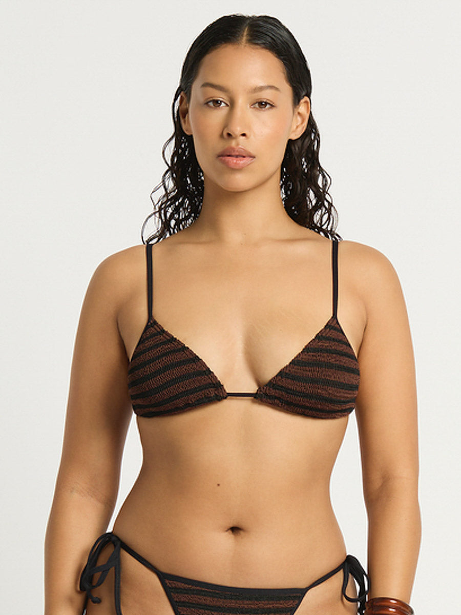 Luana Triangle in Carob/Black