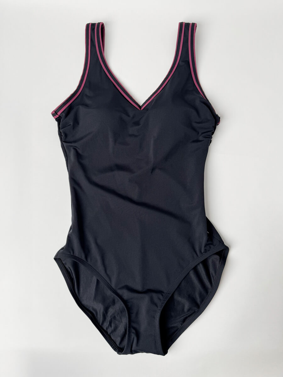 One Piece V Neck V Back In Black/Raspberry