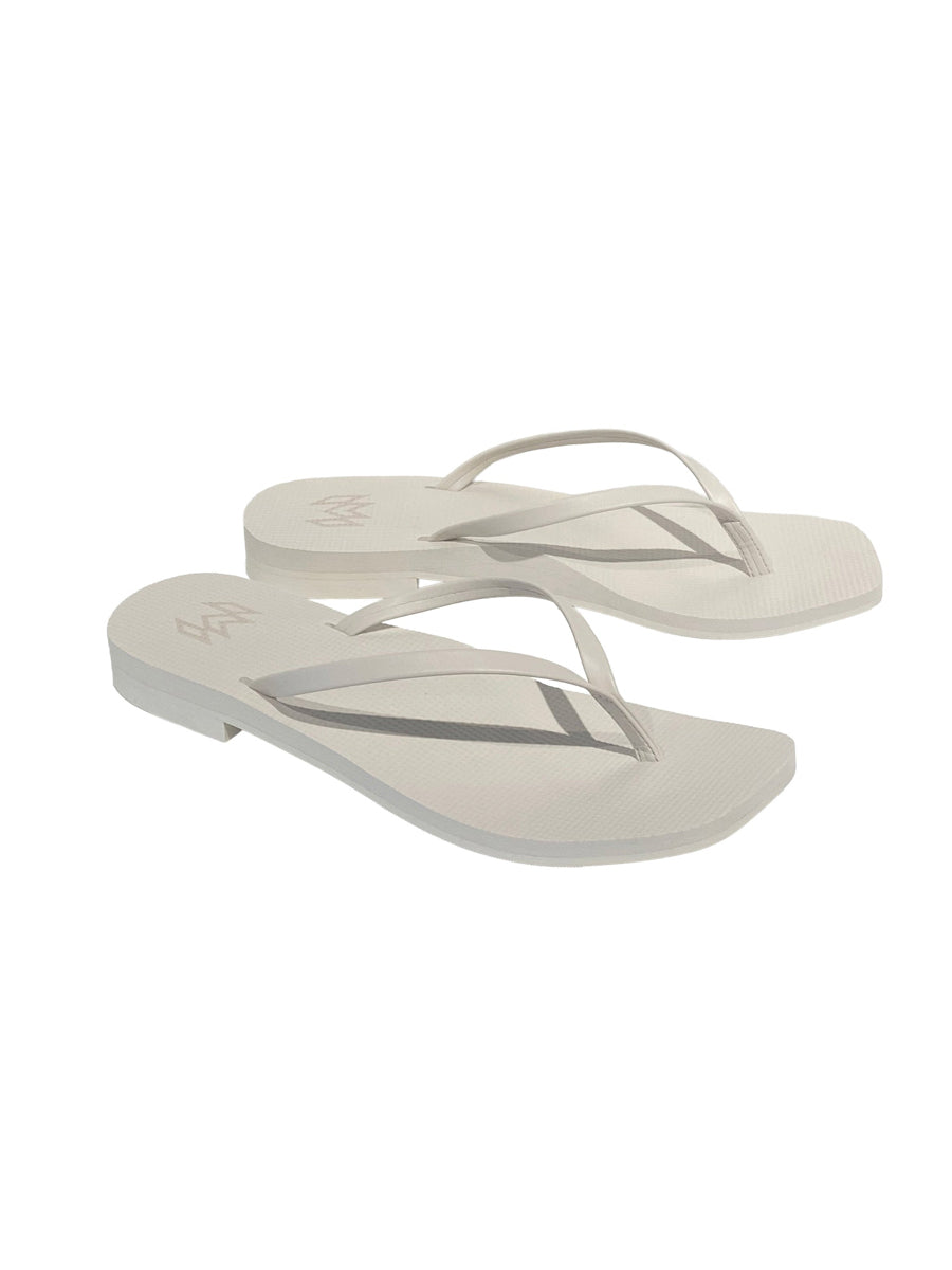 Lola Sandals in Ash