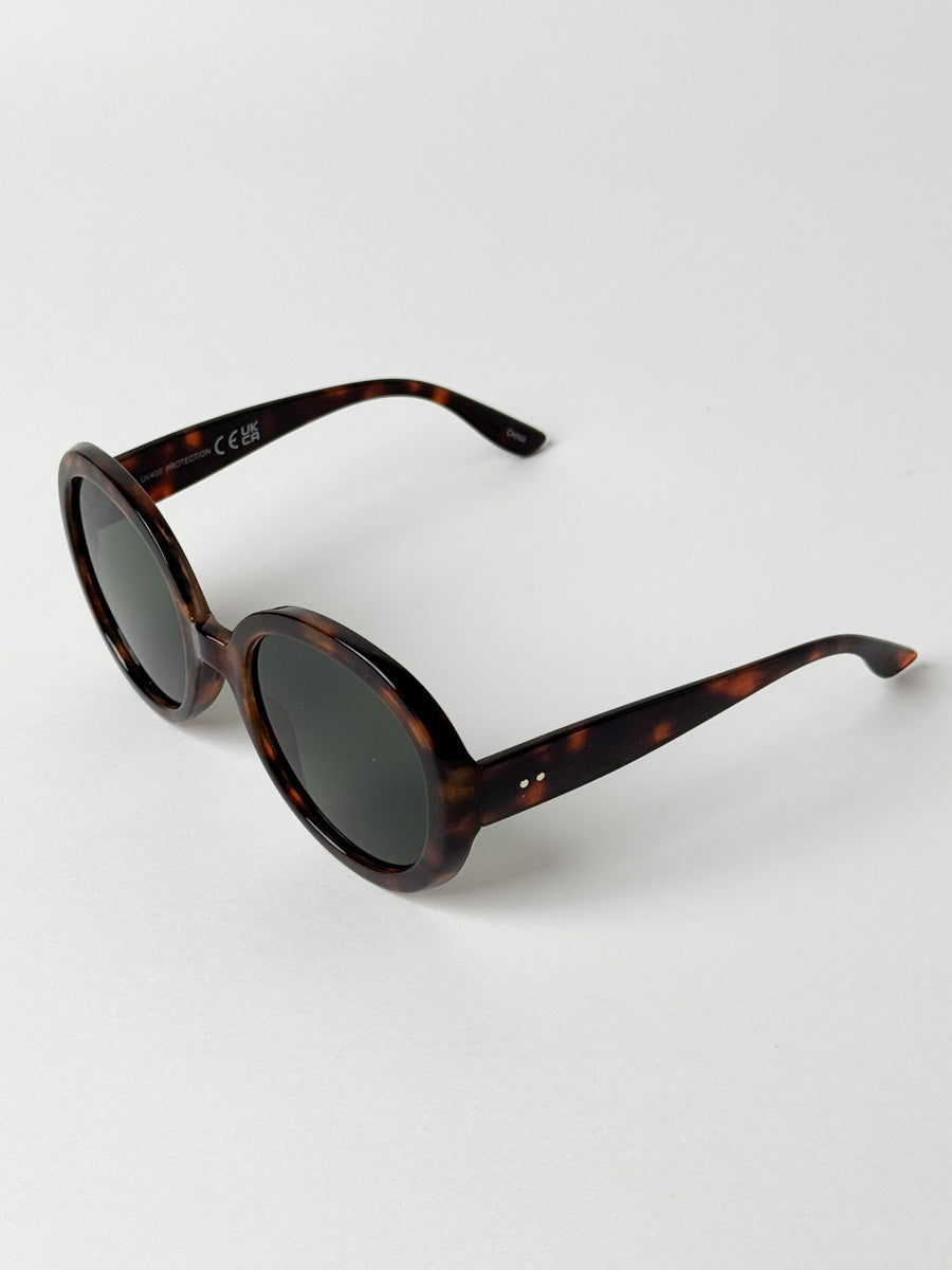 Twiggy In Tortoise
