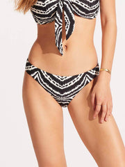 Seafolly Zanzibar Reversible Hipster In Black, view 1, click to see full size