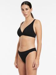 Jets Jetset D/DD Underwire Top in Black, view 2, click to see full size